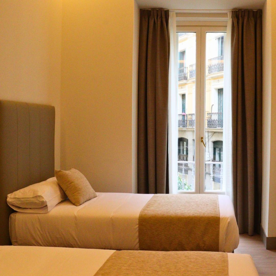 Hostal La Rua-Montera Madrid Kültér fotó