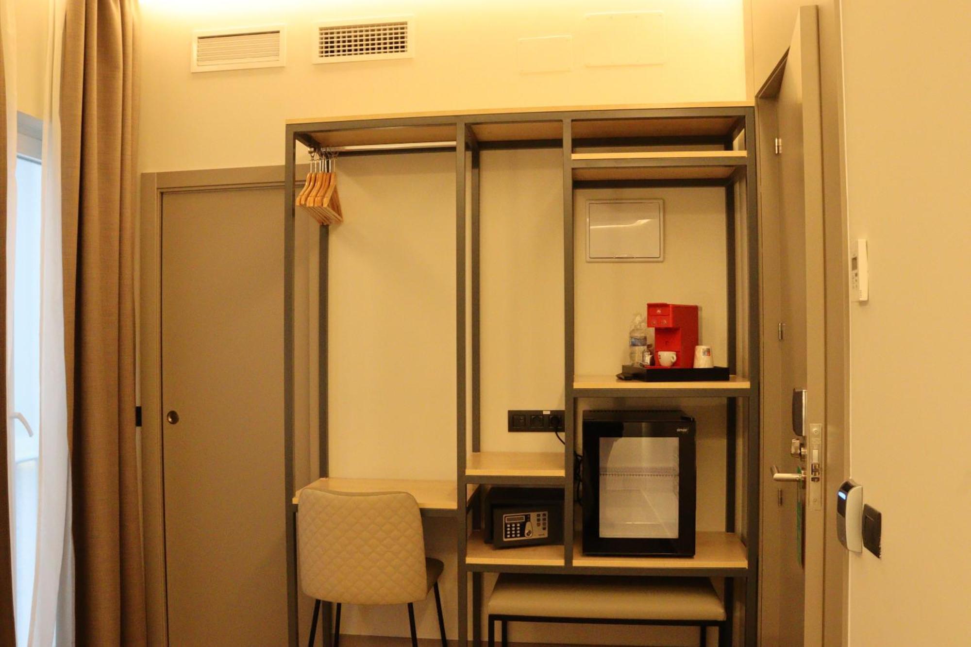 Hostal La Rua-Montera Madrid Kültér fotó